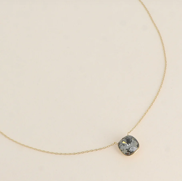 Collier Arya